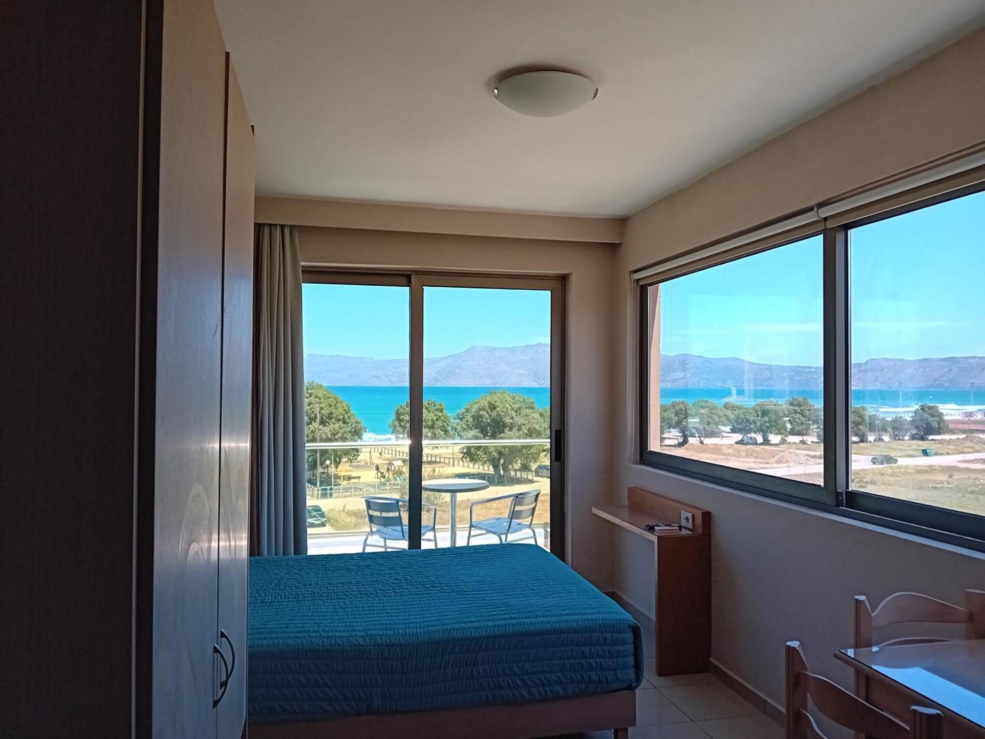 Crystal Bay Hotel Kissamos Ngoại thất bức ảnh